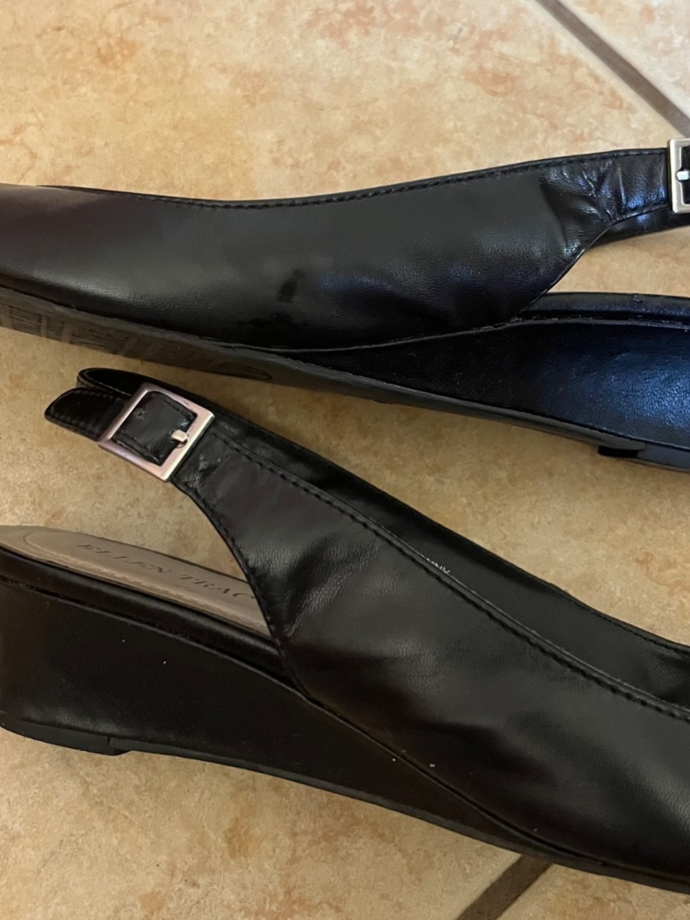 ELLEN TRACY LEATHER PEEP TOE WEDGES BLACK 8.5 - Picture 2 of 7